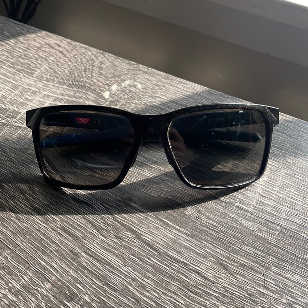 Oakley Portal. Polished Black/prizm Black Polarized lenses.